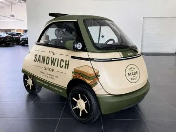 Car image 27
