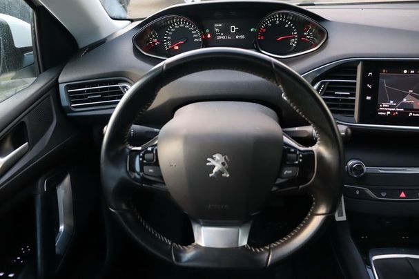 Peugeot 308 SW BlueHDi 130 Active 96 kW image number 7