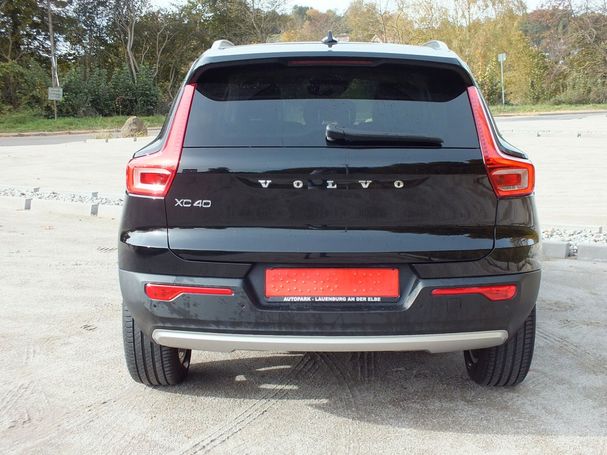 Volvo XC40 Momentum 115 kW image number 8