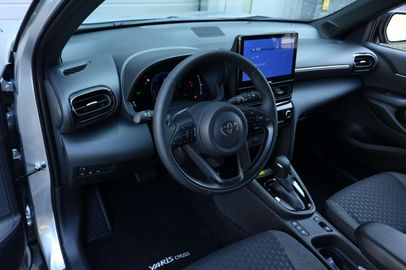 Car image 14