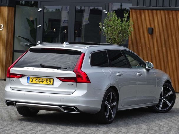 Volvo V90 T8 300 kW image number 9