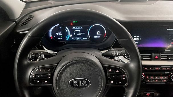 Kia Niro e 64 kWh 150 kW image number 14