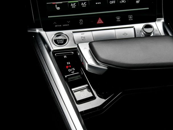 Audi e-tron 50 S-line Sportback 230 kW image number 10