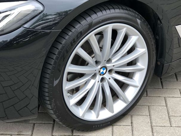 BMW 520i 135 kW image number 6