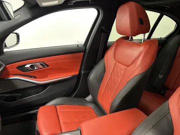 Car image 38