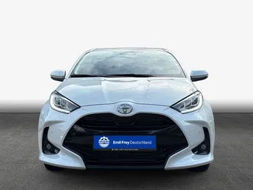 Car image 2