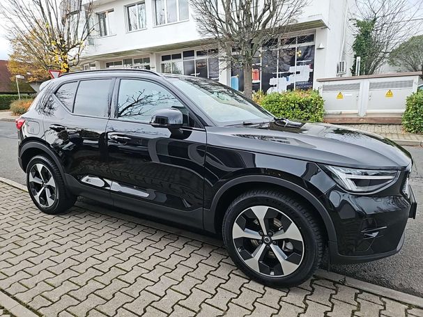 Volvo XC40 B3 Plus Dark 120 kW image number 7