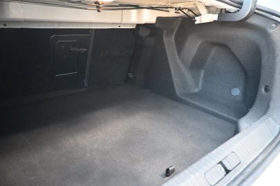 Car image 34