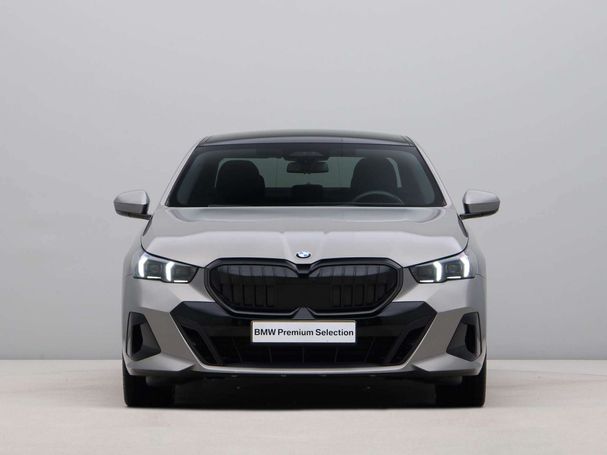 BMW 520i 140 kW image number 6