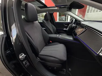 Car image 44
