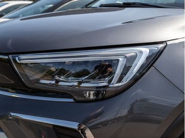 Car image 26