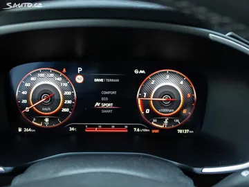 Car image 30