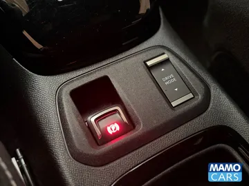 Car image 37