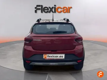 Car image 4