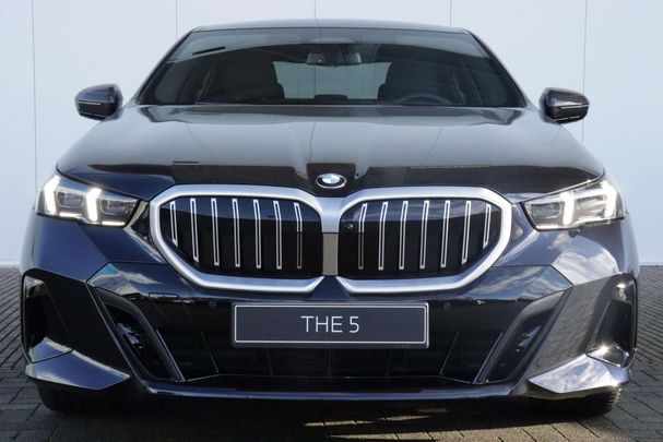 BMW 520i 140 kW image number 2