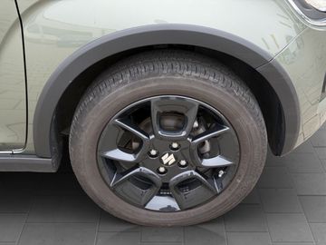 Car image 15