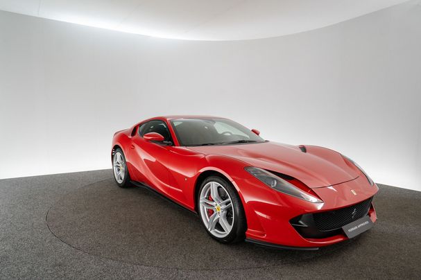 Ferrari 812 Superfast 585 kW image number 6