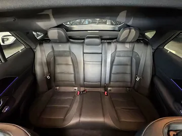 Car image 34