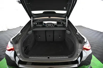 Car image 41