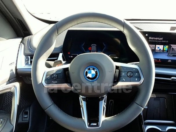 BMW iX1 xDrive30 M Sport 230 kW image number 18