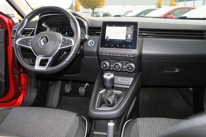 Car image 13