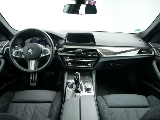 BMW 520d Touring xDrive 140 kW image number 9