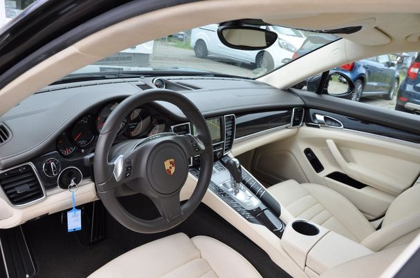 Porsche Panamera GTS PDK 324 kW image number 24