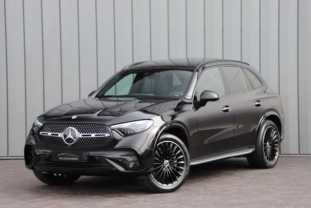 Mercedes-Benz GLC 300 e AMG 230 kW image number 1