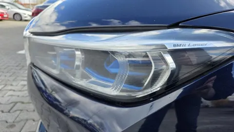 Car image 37