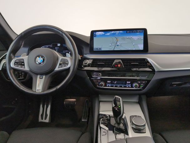 BMW 530 Touring 215 kW image number 4