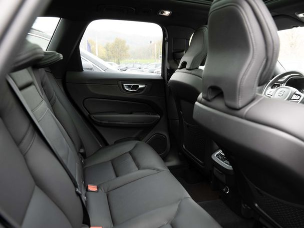 Volvo XC60 B4 Inscription 145 kW image number 6