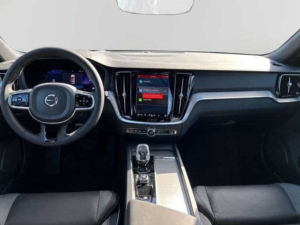 Volvo V60 B4 Ultimate 145 kW image number 3