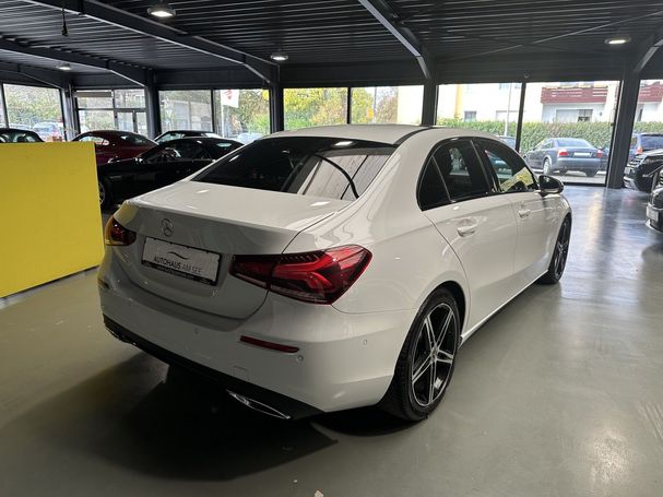 Mercedes-Benz A 220 140 kW image number 2