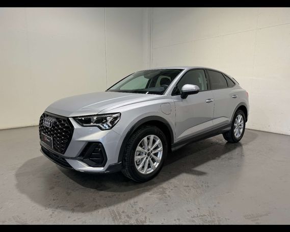 Audi Q3 45 TFSIe S tronic Sportback Business 180 kW image number 1