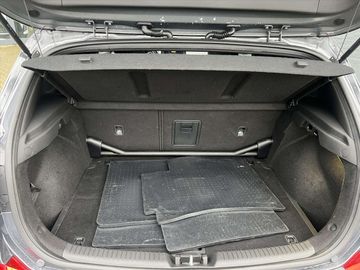 Car image 37