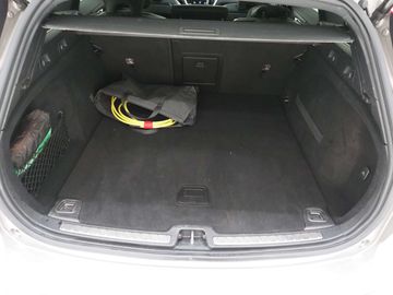 Car image 38