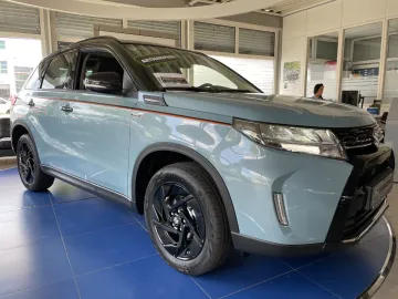 Car image 3