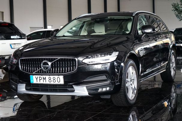 Volvo V90 Cross Country D5 AWD 174 kW image number 1