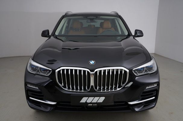 BMW X5 45e xDrive 290 kW image number 3