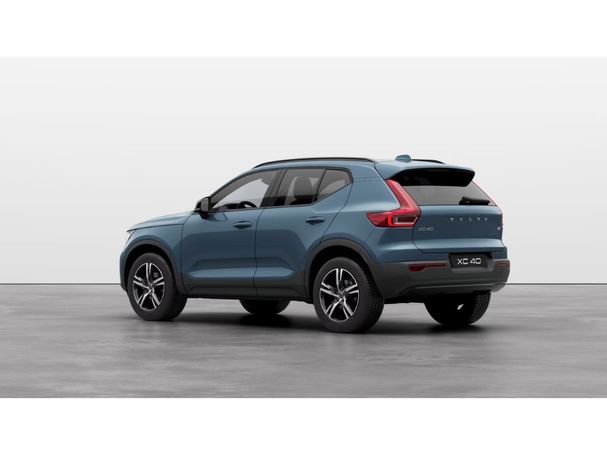 Volvo XC40 B3 Plus Dark 120 kW image number 3