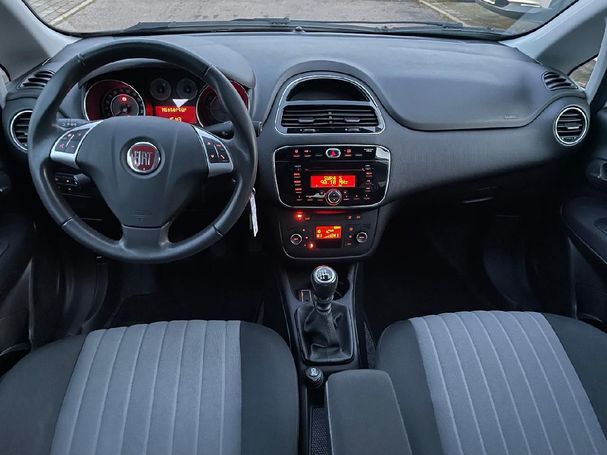 Fiat Punto 51 kW image number 8