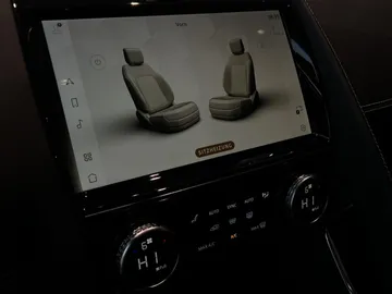 Car image 33