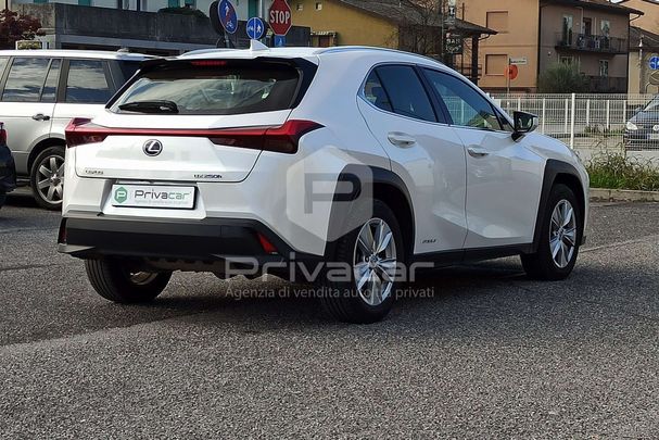 Lexus UX 250h 135 kW image number 4