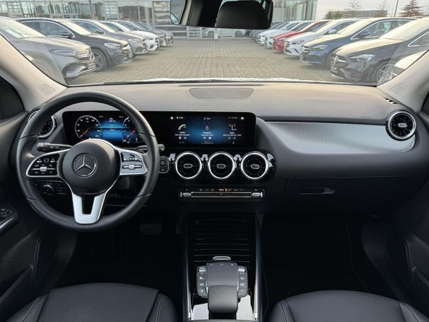 Mercedes-Benz GLA 180 100 kW image number 15