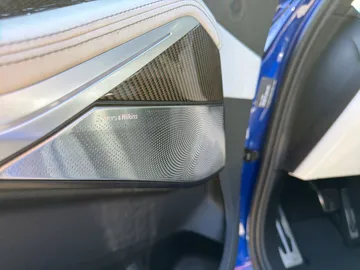 Car image 37