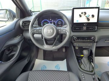 Car image 8