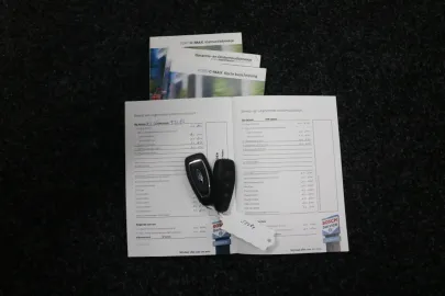 Car image 31