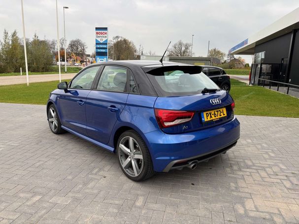 Audi A1 1.0 TFSI S-line Sportback 70 kW image number 4