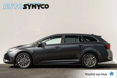 Car image 4
