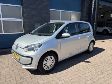 Car image 26